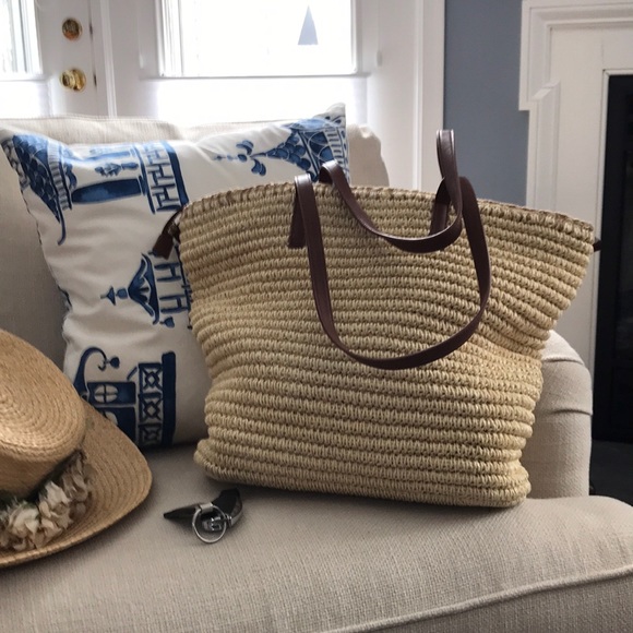 Talbots Handbags - Talbots crocheted summer paper straw hand bag